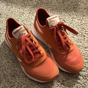 Reebok Classic Nylon tennis shoe